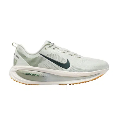 Pre-owned Nike Vomero 18 'spruce Aura' | White | Men's Size 8.5