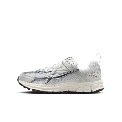 Nike Vomero 5 Big Kids' Shoes In Gray