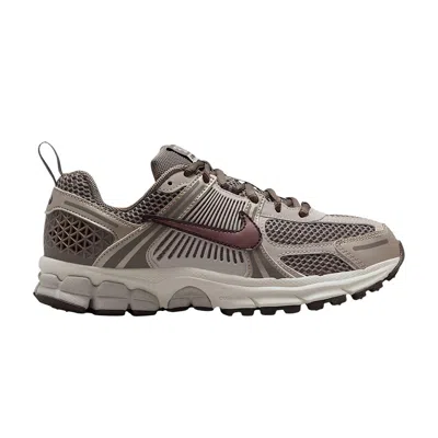 Pre-owned Nike Vomero 5 Gs 'taupe Haze' | Brown | Kid's Size 5