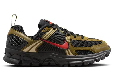 Pre-owned Nike Vomero 5 Red Sneakers In Black/olive Flak/quantum Moss