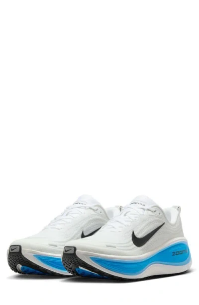 NIKE NIKE VOMERO PLUS RUNNING SHOE
