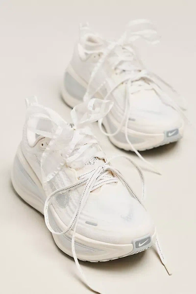 Nike Vomero Plus Sneakers In White