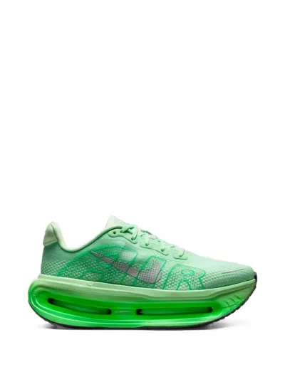 Nike Vomero Premium Sneakers In Green