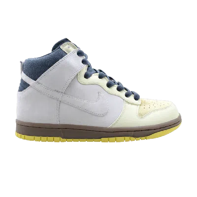 Pre-owned Nike W's Dunk High In Tan