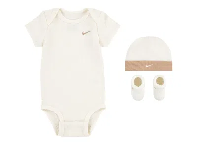 Nike Waffle Baby Onesie 3piece Set In Ivory