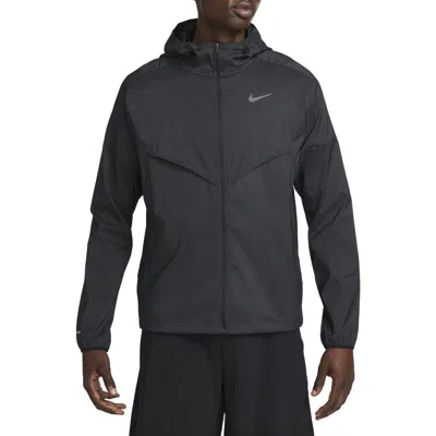 Nike Windrunner Track Jacket In Black/black