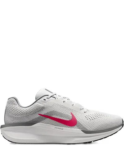 Nike Winflo 11 Low-tops Sneakers In Gray
