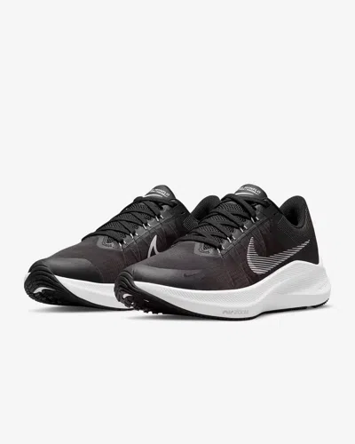Nike Zoom Winflo 8 Low-top Sneakers In Black