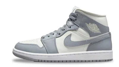 Pre-owned Nike Wmns Air Jordan 1 Mid Grey Sail Bq6472-115 Us W6.5 - 12