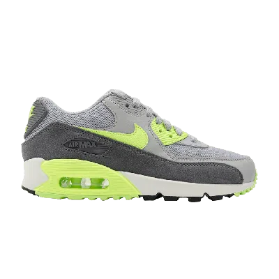 Pre-owned Nike Wmns Air Max 90 Essential In Grey