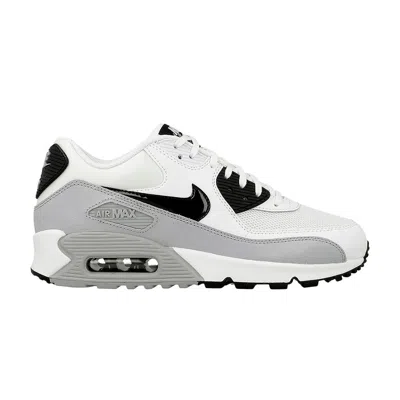 Pre-owned Nike Wmns Air Max 90 Essential | White | Women's Size 9