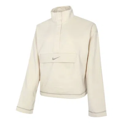 Nike (wmns) As W  Sportswear Swsh Top Hz Flc Bb Fossil In Neutral