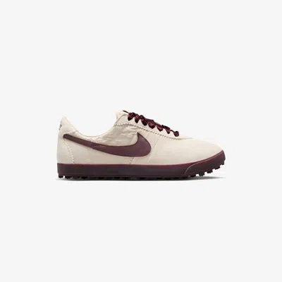 Nike Astrograbber Leather Se Sneakers In Neutral