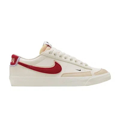 Pre-owned Nike Wmns Blazer Low '1972' In Cream