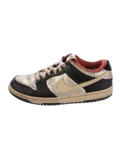 Pre-owned Nike Wmns Dunk Low Premium Black/linen-terra Cotta Athletic Sneakers