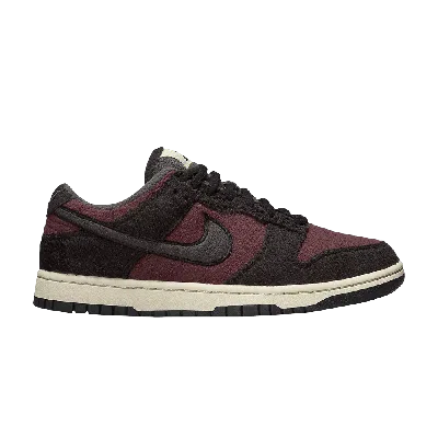 Pre-owned Nike Wmns Dunk Low Se 'fleece - Burgundy Crush' In Red