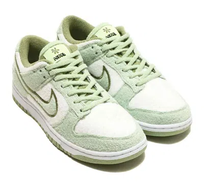Pre-owned Nike Wmns Dunk Low Se Honeydew Dq7579-300 Us W6.5 - 12 In Honeydew/green