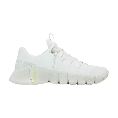 Pre-owned Nike Wmns Free Metcon 5 Premium 'summit White Sea Glass'