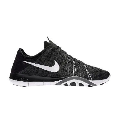 Pre-owned Nike Wmns Free Tr 6 In Black