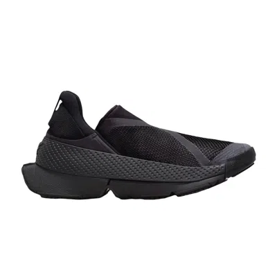 Pre-owned Nike Wmns Go Flyease 'triple Black' | Women's Size 15.5