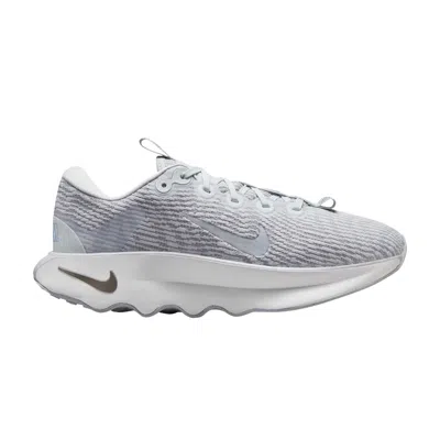 Pre-owned Nike Wmns Motiva 'photon Dust' | Grey | Women's Size 12 In Gray