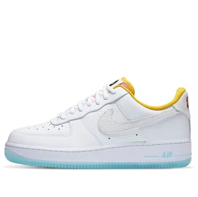 Nike (wmns)  Air Force 1 '07 'corner Markets'