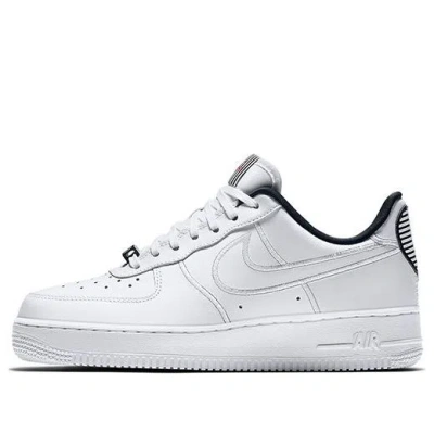 Nike (wmns)  Air Force 1 07 Se Lx 'broken Hearted' In White