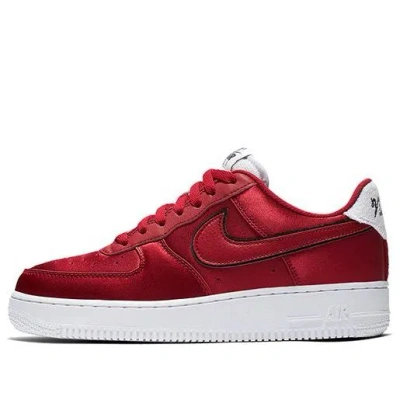 Nike (wmns)  Air Force 1 '07 Se 'red Velvet'