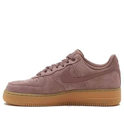 Nike (wmns)  Air Force 1 '07 Se 'smokey Mauve' In Brown