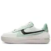 Nike (wmns)  Air Force 1 Plt.af.orm 'barely Green'
