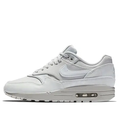 Nike (wmns)  Air Max 1 Lx 'grey' In Gray