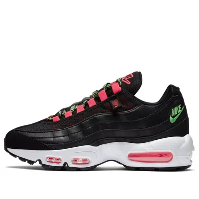 Nike (wmns)  Air Max 95 Se 'worldwide Pack - Black' In Multi