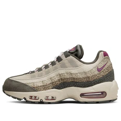 Nike (wmns)  Air Max 95 'viotech'