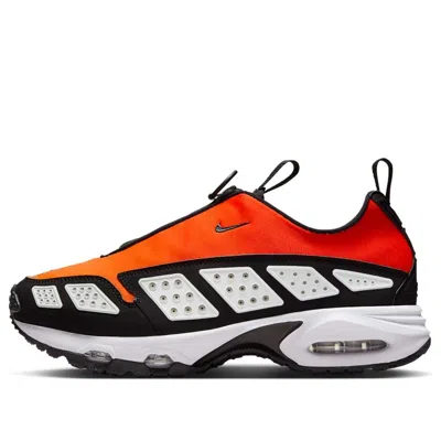 Nike (wmns)  Air Max Sndr 'bright Crimson' In Red