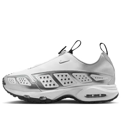 Nike (wmns)  Air Max Sndr Se 'white Metallic Silver' In Multi