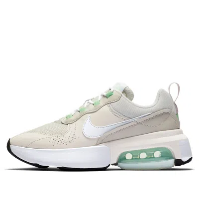 Nike (wmns)  Air Max Verona 'spruce Aura' In White