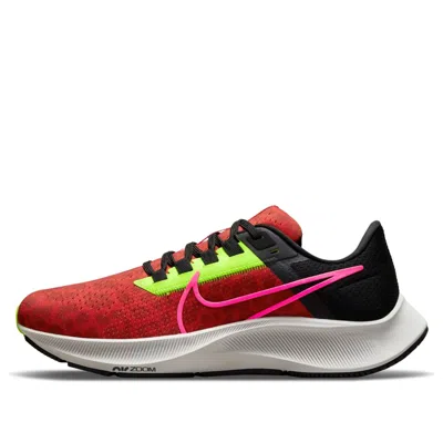 NIKE (WMNS) NIKE AIR ZOOM PEGASUS 38 'CHILE RED HYPER PINK'
