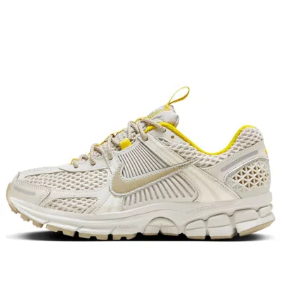 Nike (wmns)  Air Zoom Vomero 5 'light Bone' In Neutral