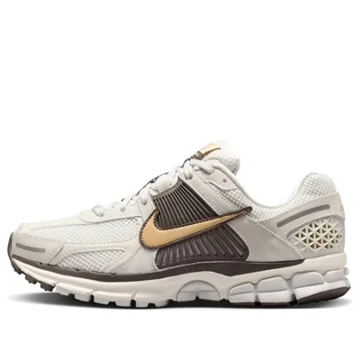 Nike (wmns)  Air Zoom Vomero 5 'light Bone Ironstone' In Neutral