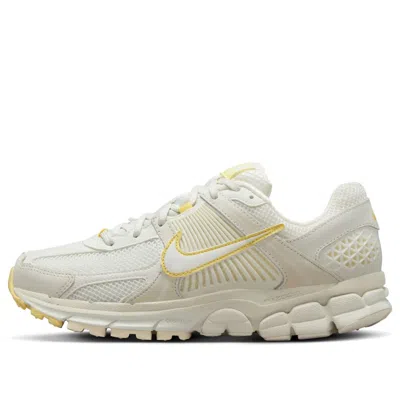 Nike (wmns)  Air Zoom Vomero 5 'sail Soft Yellow'