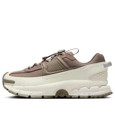 Nike (wmns)  Air Zoom Vomero Roam 'light Bone Mink Brown'