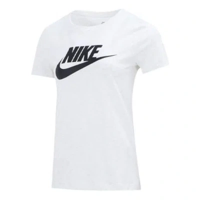 NIKE (WMNS) NIKE AS W NIKE SPORTSWEAR TEE ESSNTL ICON FUTUR BIRCH HEATHER