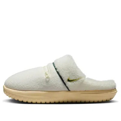 Nike (wmns)  Barrow Se