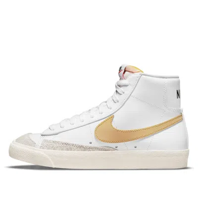Nike (wmns)  Blazer '77 Vintage Mid 'hyper Crimson'