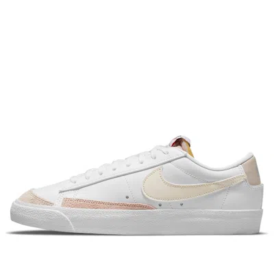 Nike (wmns)  Blazer Low 77 Low-top Sneakers White