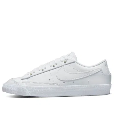 Nike (wmns)  Blazer Low 77 Se