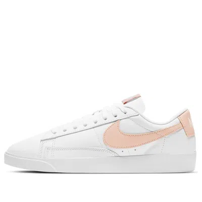Nike (wmns)  Blazer Low Le Light Orange/white