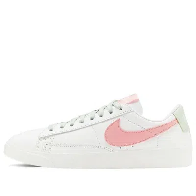 Nike (wmns)  Blazer Low Le 'white Bleached Coral'