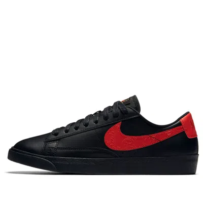 Nike (wmns)  Blazer Low 'russian Floral' In Black