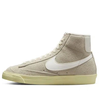 Nike (wmns)  Blazer Mid '77 Vintage 'light Bone Alabaster'